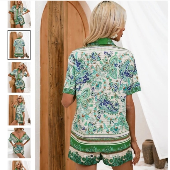 SHEIN Scarf Print Shorts and Top Set - Picture 2 of 5